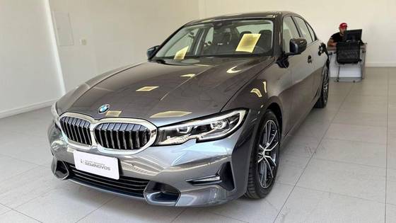 BMW 330i 2.0 16V TURBO GASOLINA SPORT AUTOMÁTICO